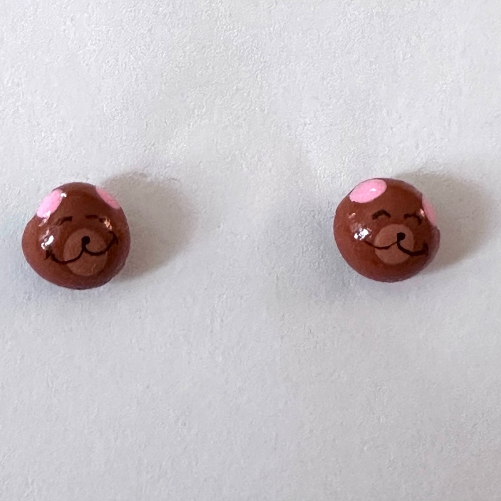 Retro 1970s Smiling Bear Stud Earrings